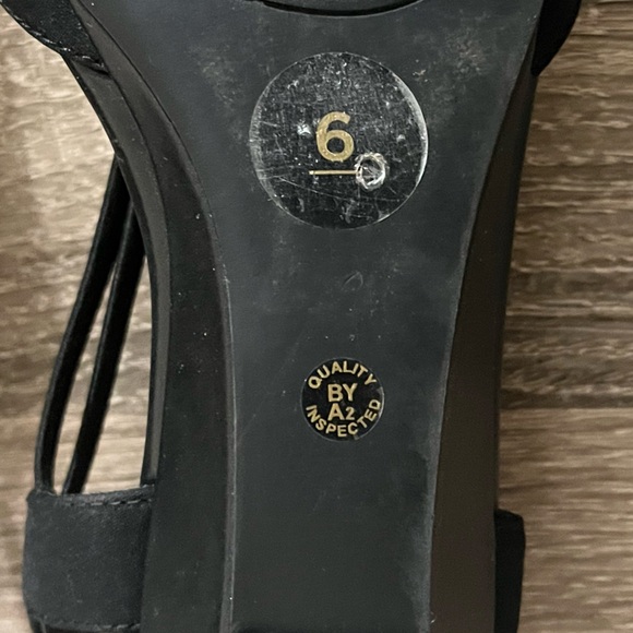 East 5th Ravena Black Wedge Sandals - Picture 11 of 12